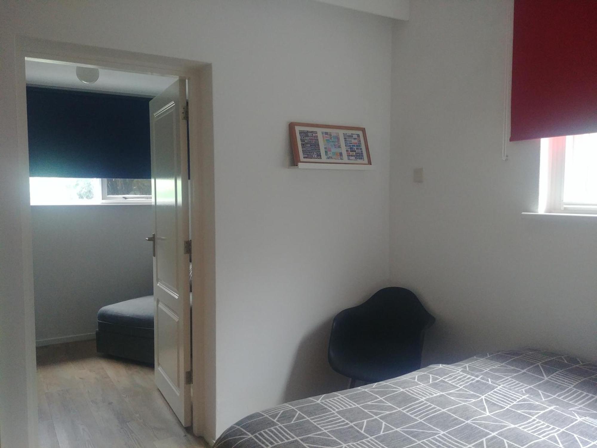 Apartment Ruim En Huiselijk Met Eigen Tuin, Compleet Uitgerust, Dichtbij Enter