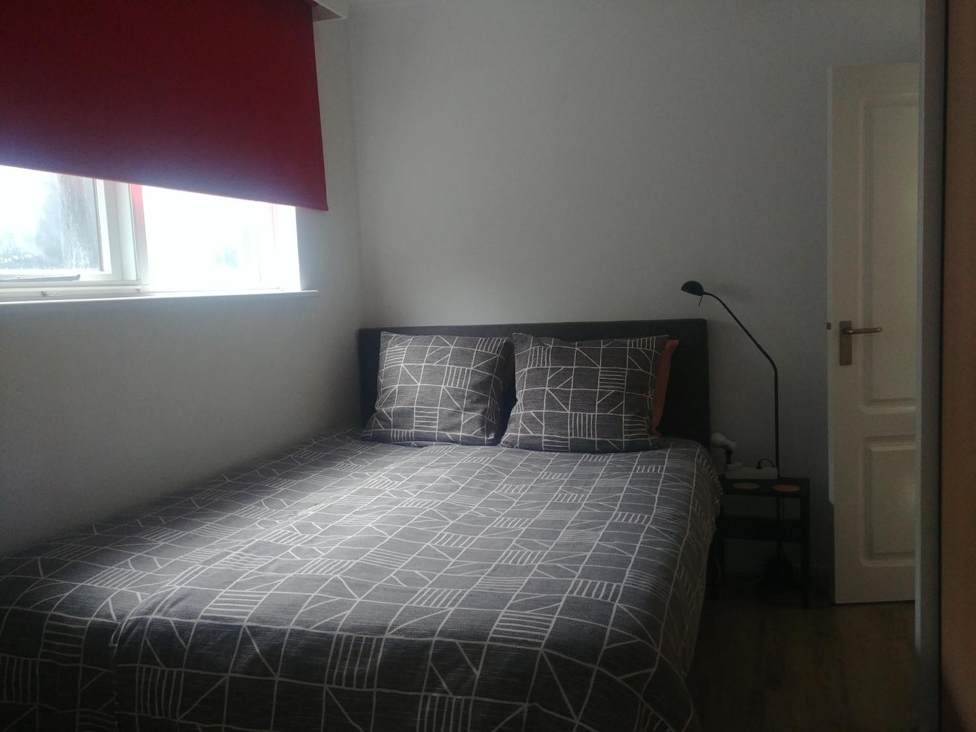 Ruim En Huiselijk Met Eigen Tuin, Compleet Uitgerust, Dichtbij *